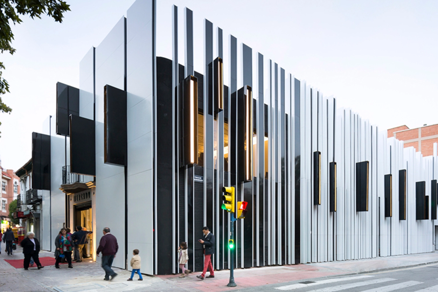 Inside Modern Architecture Balancing Aesthetic